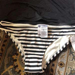 Gap Classic Print bikini bottom